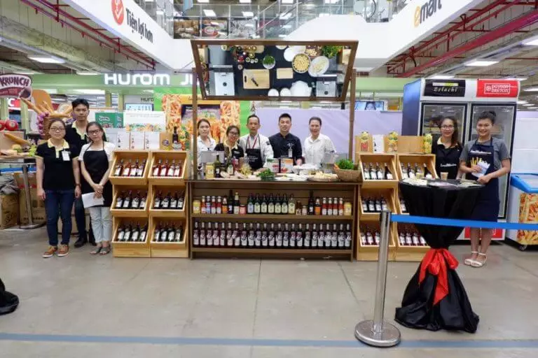 Ngày hội rượu vang và ẩm thực tại E-mart